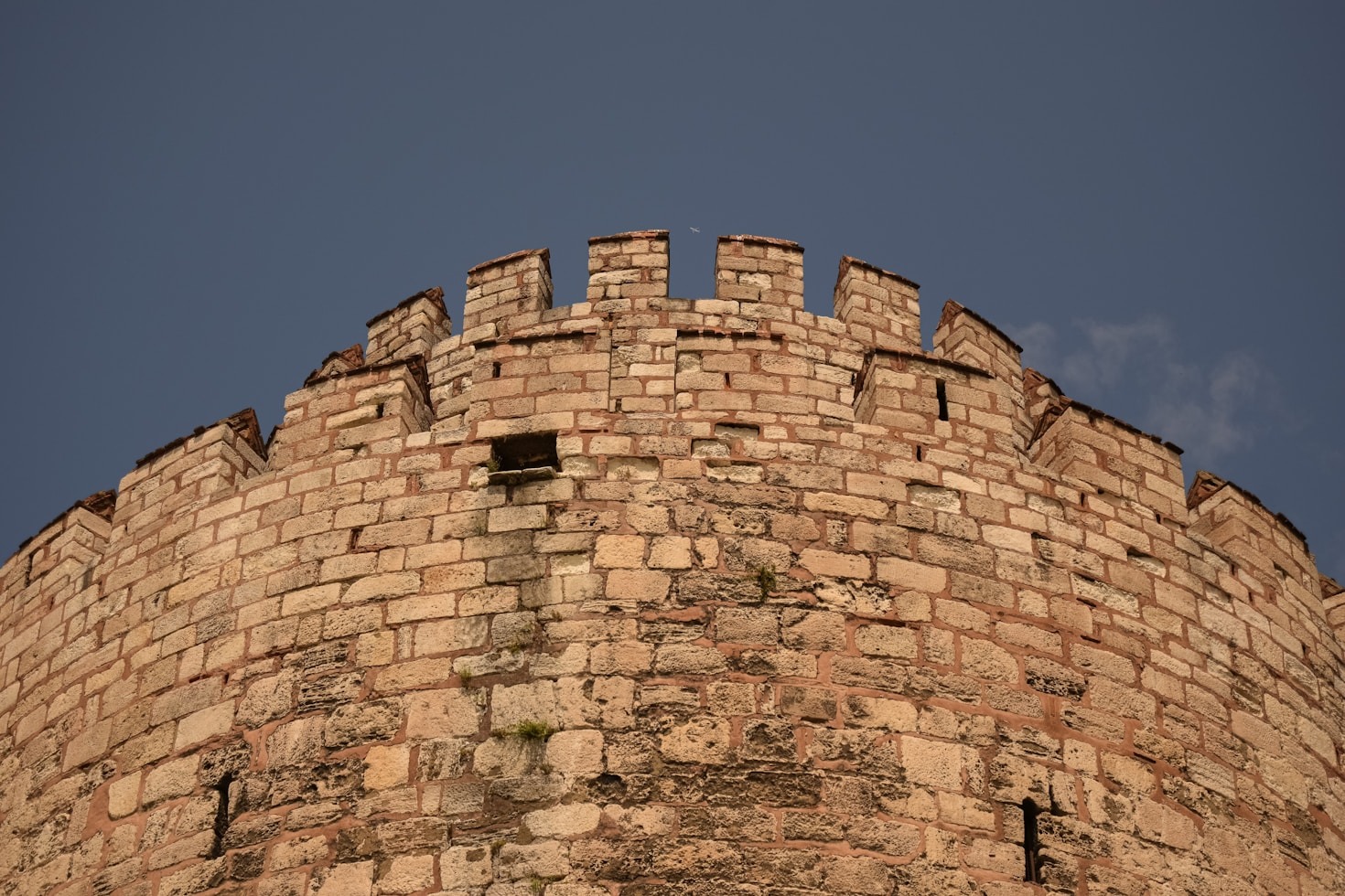 Symbole sakralne w dziełach popkultury